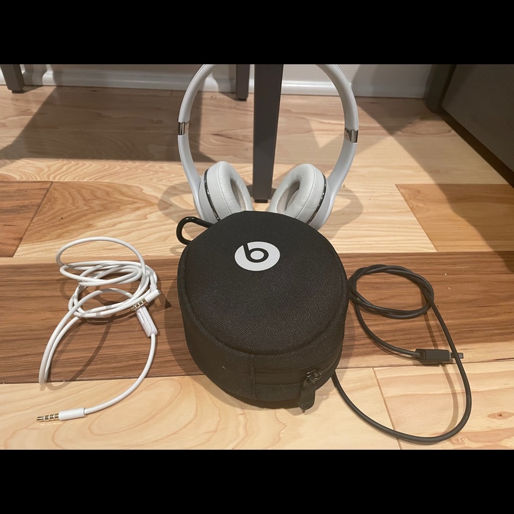 Beats By Dre Solo 3 Wireless Headphones